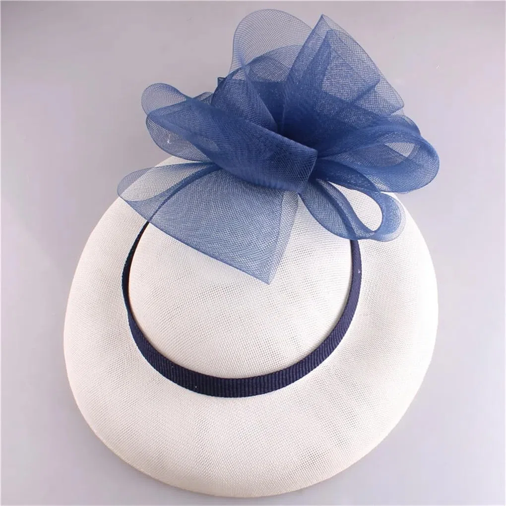 XYNSNDB Damski kapelusz na wesele Fascinator z pałąkiem na głowę i spinką do włosów Vintage urocza czapka Chapeau kwiatowa szpilka do włosów kość słoniowa z granatem